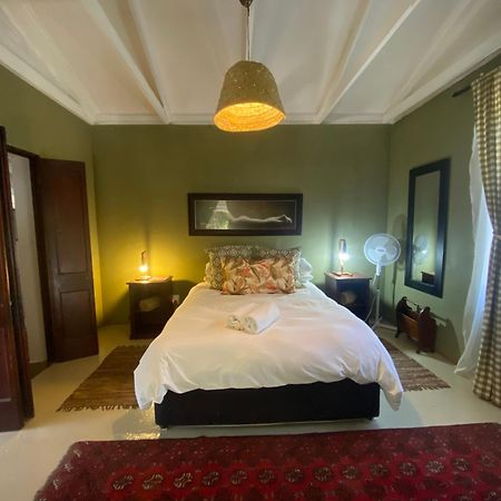 The Riverdeck Accommodation And Backpackers Κνύσνα Εξωτερικό φωτογραφία
