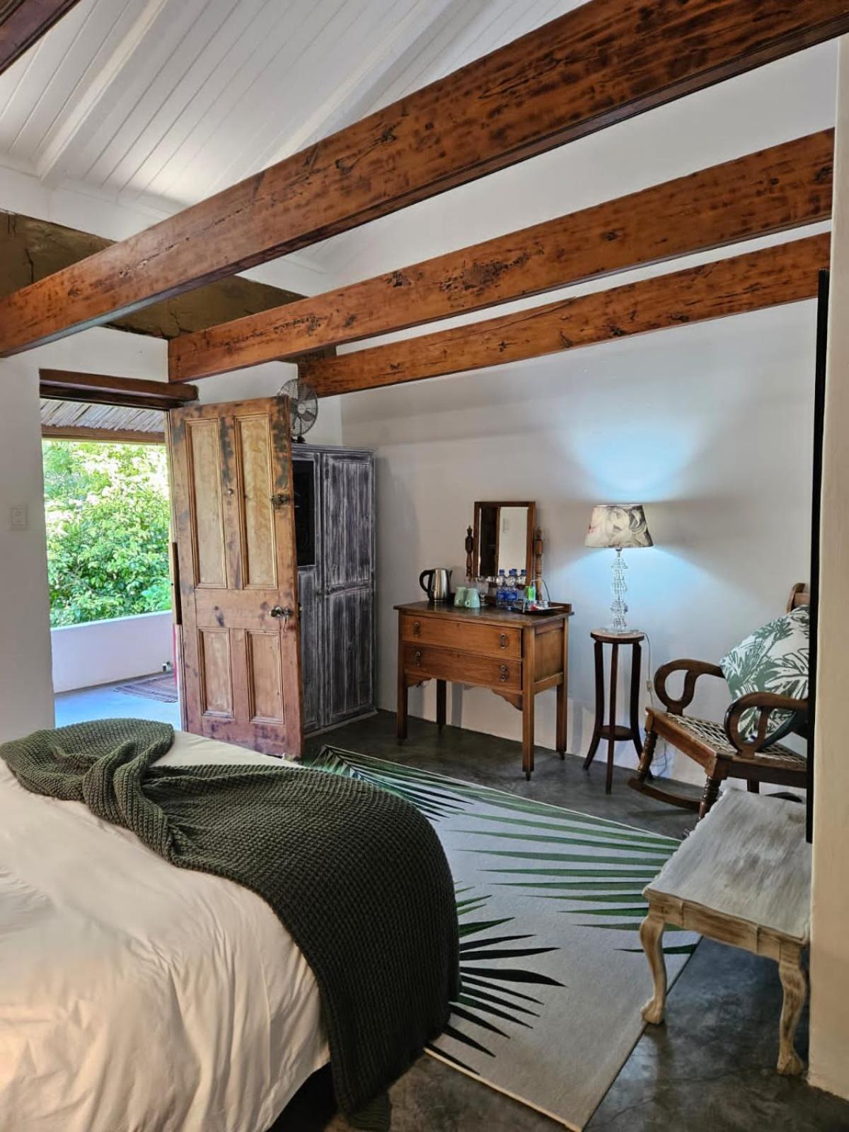 The Riverdeck Accommodation And Backpackers Κνύσνα Εξωτερικό φωτογραφία