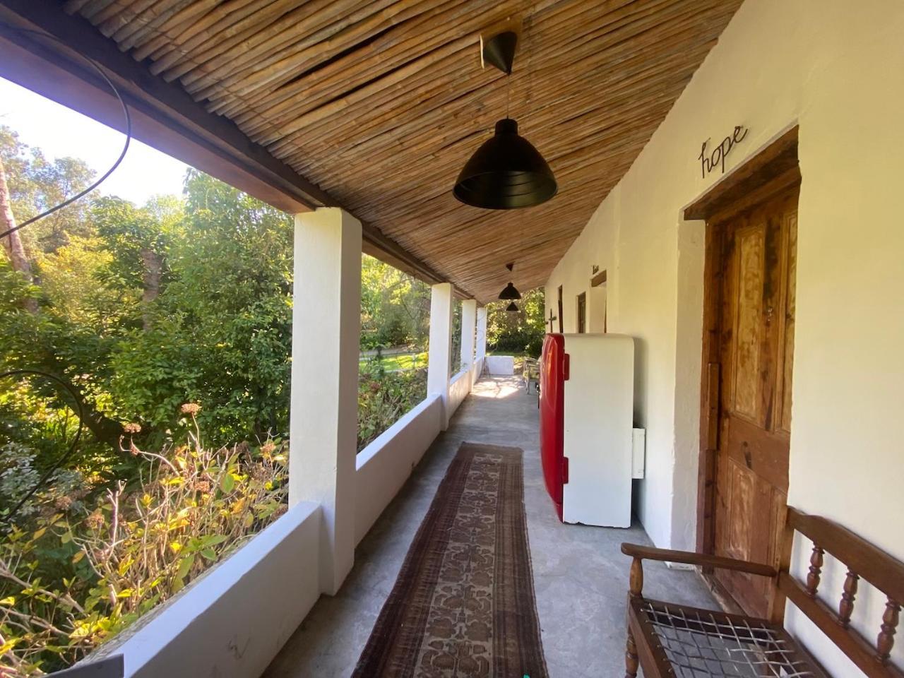 The Riverdeck Accommodation And Backpackers Κνύσνα Εξωτερικό φωτογραφία