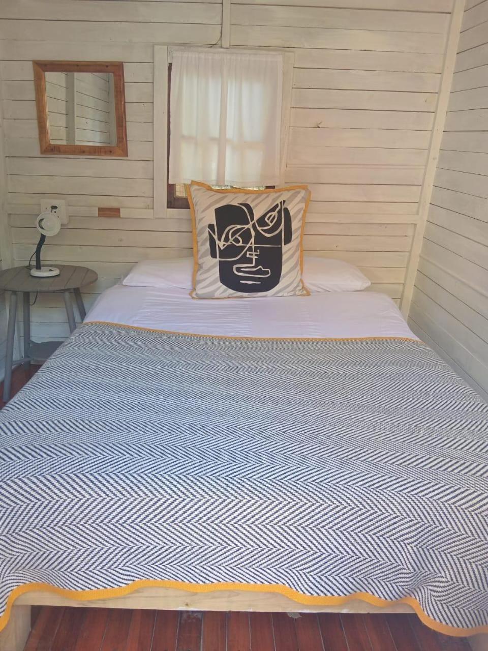 The Riverdeck Accommodation And Backpackers Κνύσνα Εξωτερικό φωτογραφία